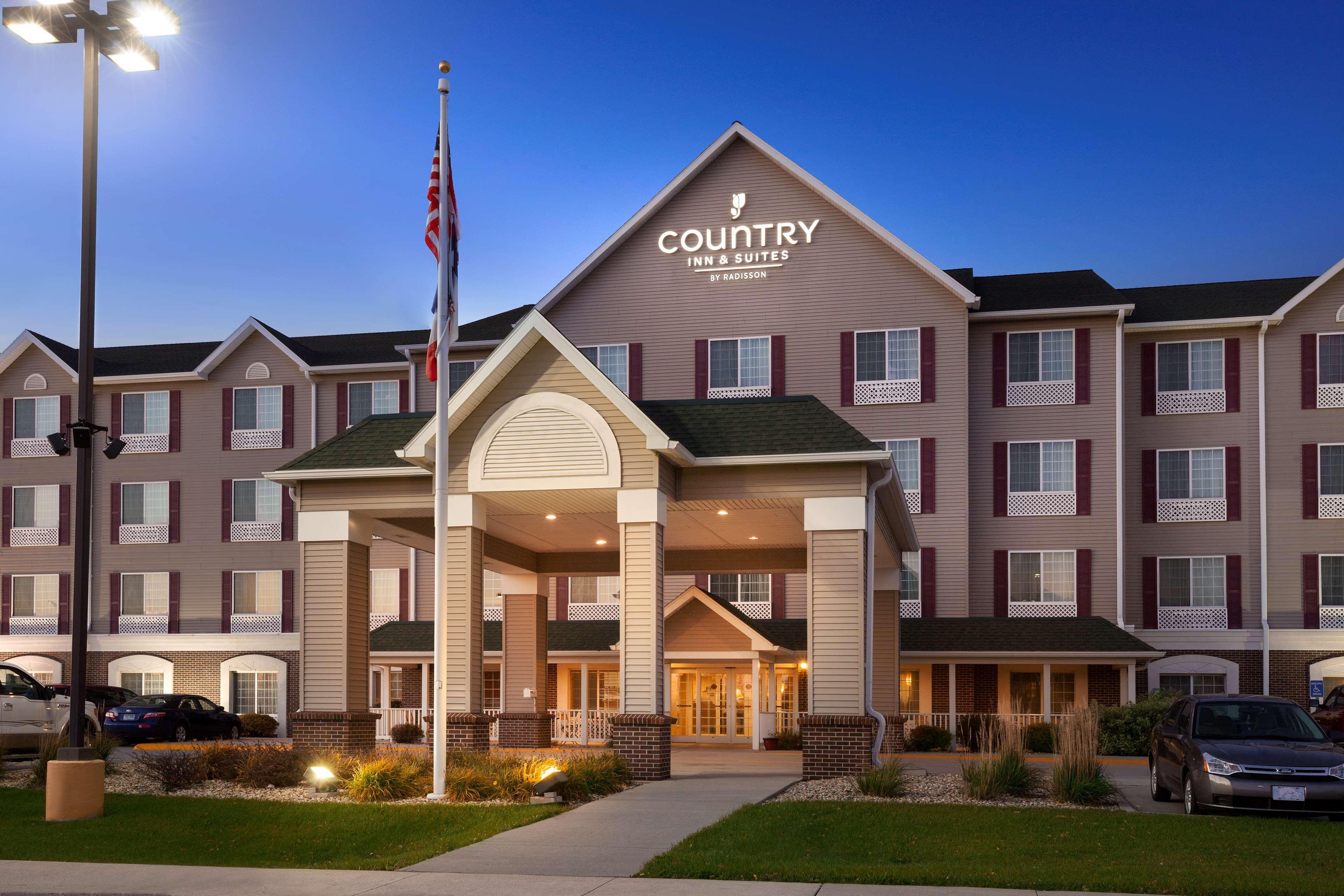 Country & By Radisson, Northwood, Ia Hotel