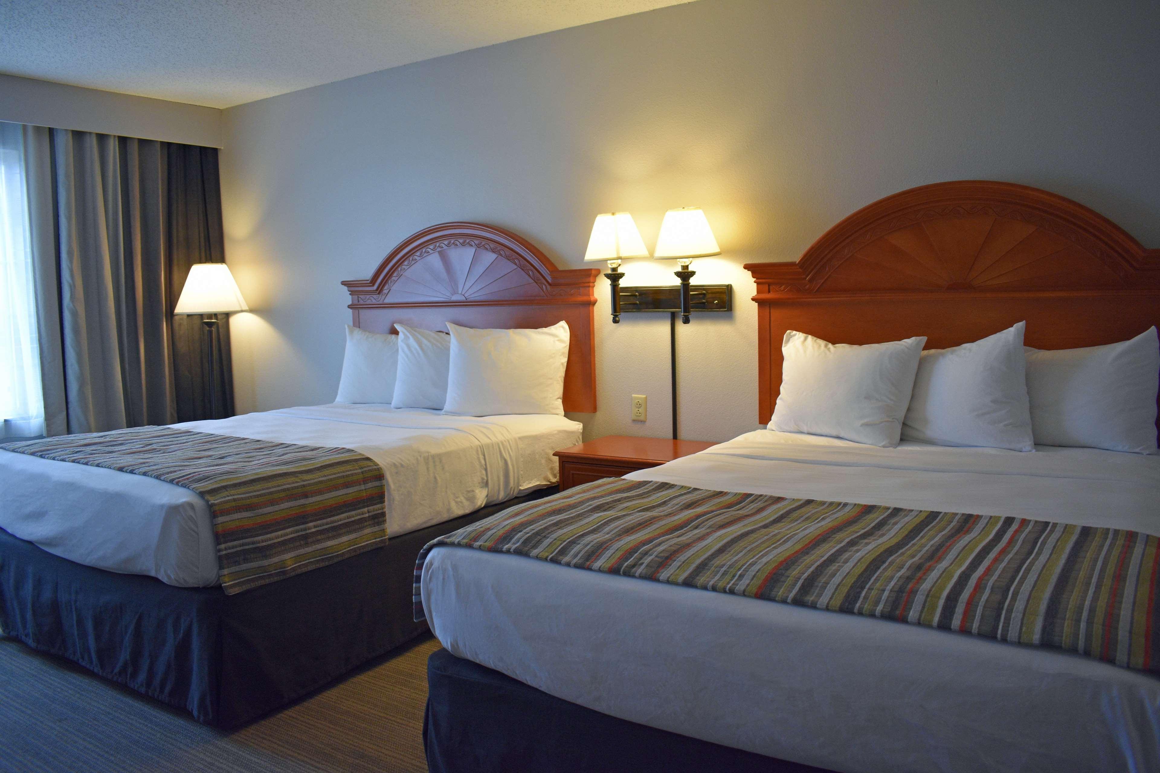 Country & By Radisson, Northwood, Ia